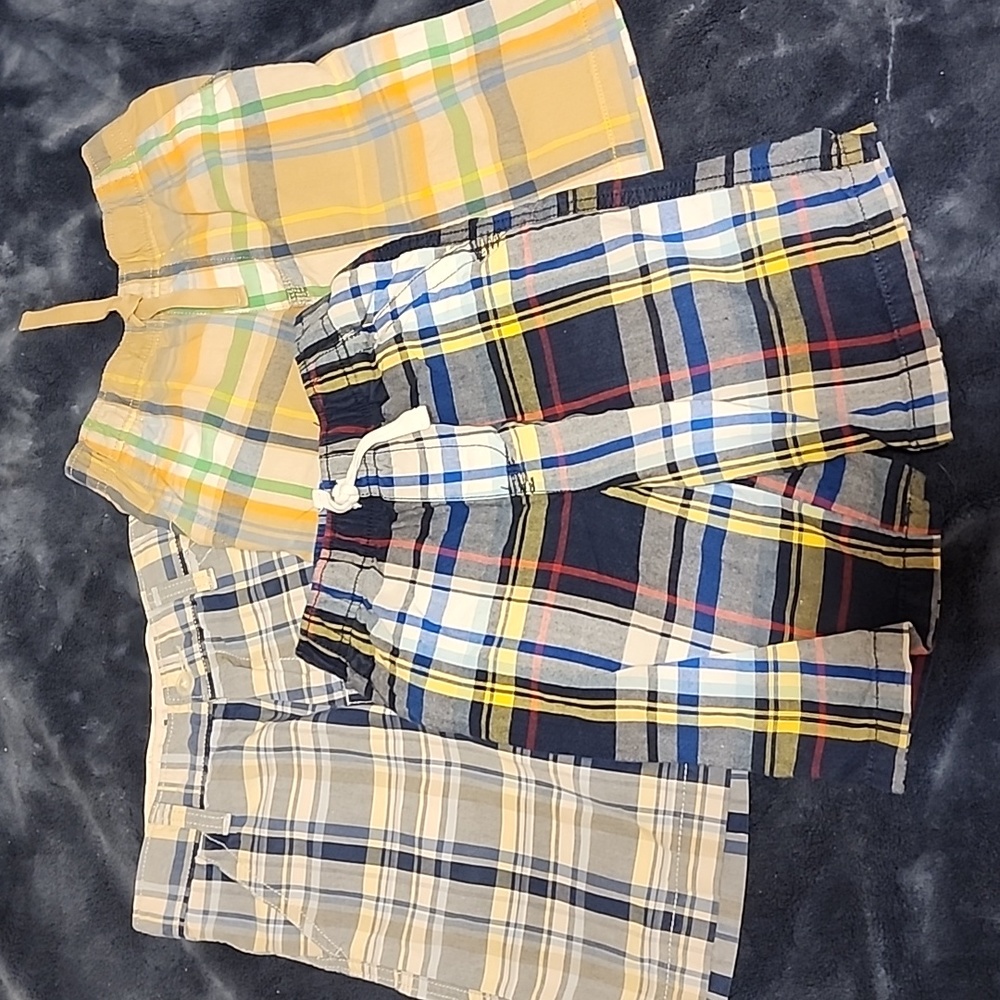 Plaid shorts lot size 5 Oshkosh sonoma